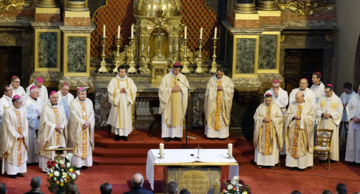 Eglise Saint Joseph Des Carmes Nul N A Plus Grand Amour Que Celui Ci Deposer Sa Vie Pour Ses Amis Jean 15 13